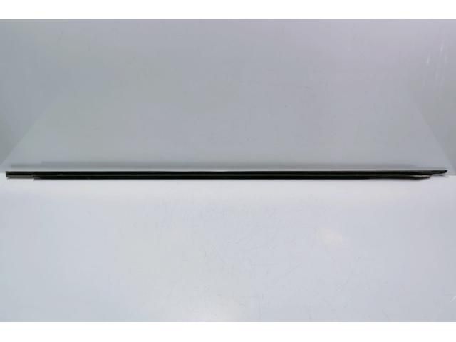 bontott VW PASSAT B6 Bal első Ajtó Díszléc