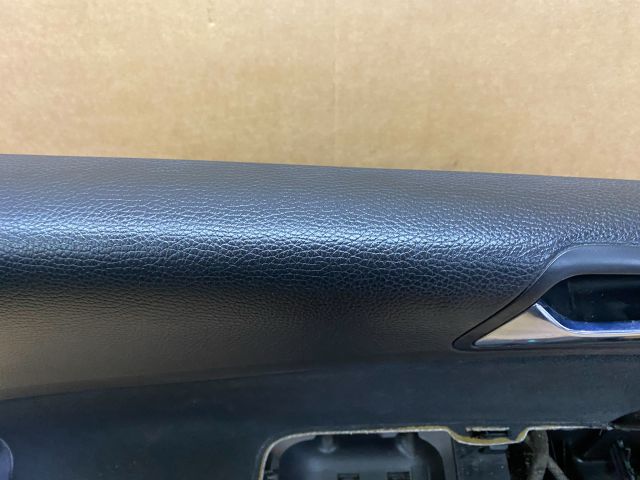 bontott VW PASSAT B6 Bal első Ajtó Kárpit