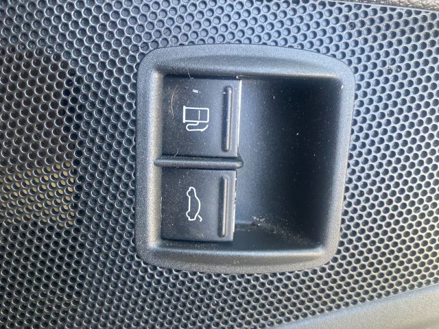 bontott VW PASSAT B6 Bal első Ajtó Kárpit