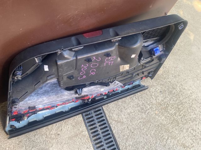 bontott VW PASSAT B6 Bal első Ajtó Kárpit