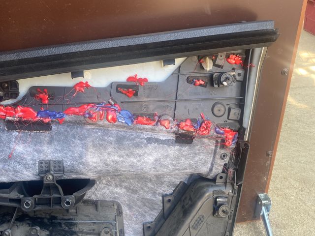 bontott VW PASSAT B6 Bal első Ajtó Kárpit