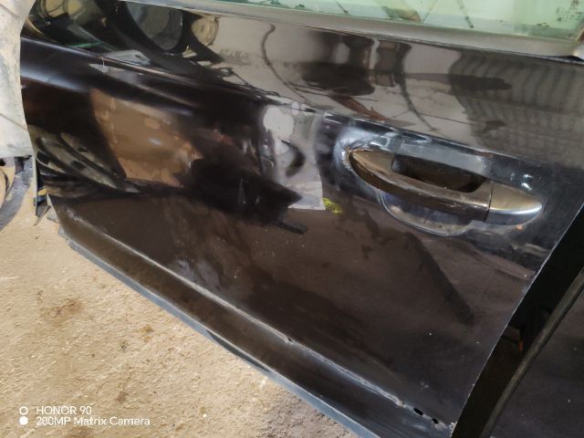 bontott VW PASSAT B6 Bal első Ajtó (Részeivel)