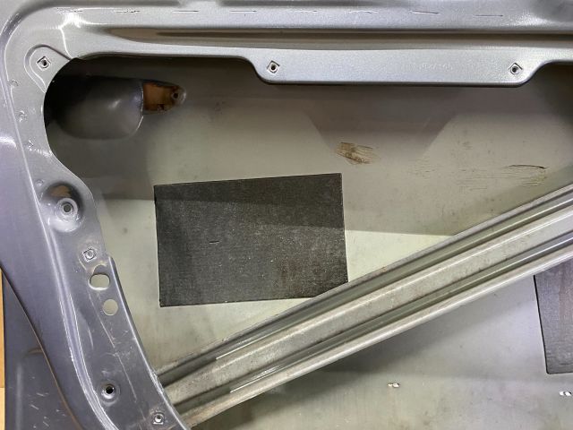 bontott VW PASSAT B6 Bal első Ajtó (Üres lemez)