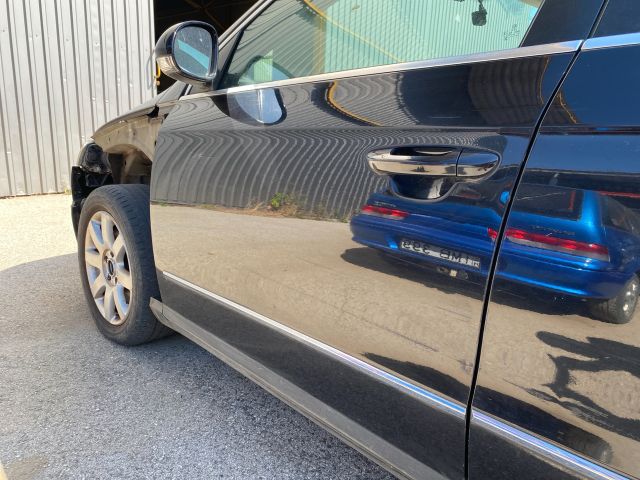 bontott VW PASSAT B6 Bal első Ajtó (Üres lemez)