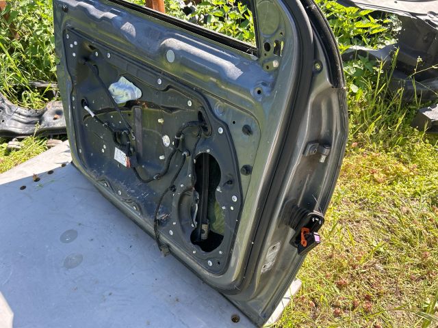 bontott VW PASSAT B6 Bal első Ajtó (Üres lemez)