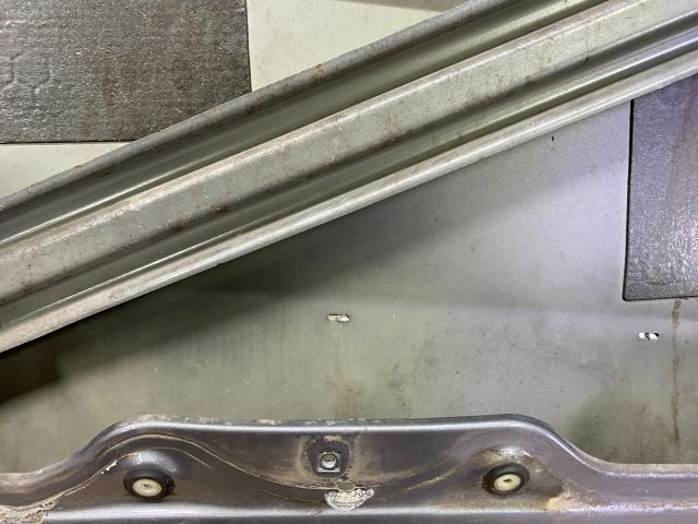 bontott VW PASSAT B6 Bal első Ajtó (Üres lemez)