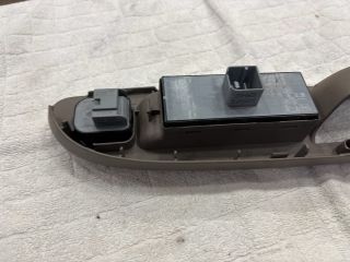 bontott VW PASSAT B6 Bal első Ajtóbehúzó