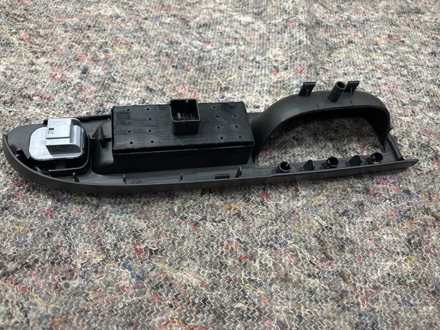 bontott VW PASSAT B6 Bal első Ajtóbehúzó