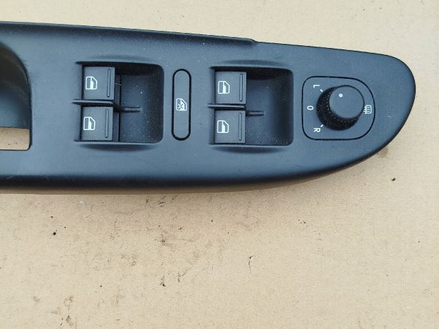 bontott VW PASSAT B6 Bal első Ajtóbehúzó