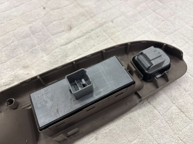 bontott VW PASSAT B6 Bal első Ajtóbehúzó