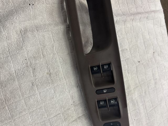 bontott VW PASSAT B6 Bal első Ajtóbehúzó