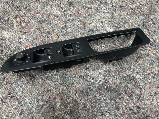 bontott VW PASSAT B6 Bal első Ajtóbehúzó