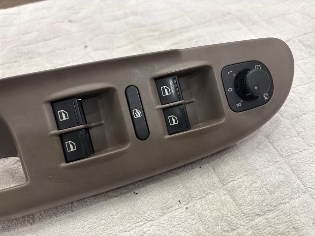 bontott VW PASSAT B6 Bal első Ajtóbehúzó