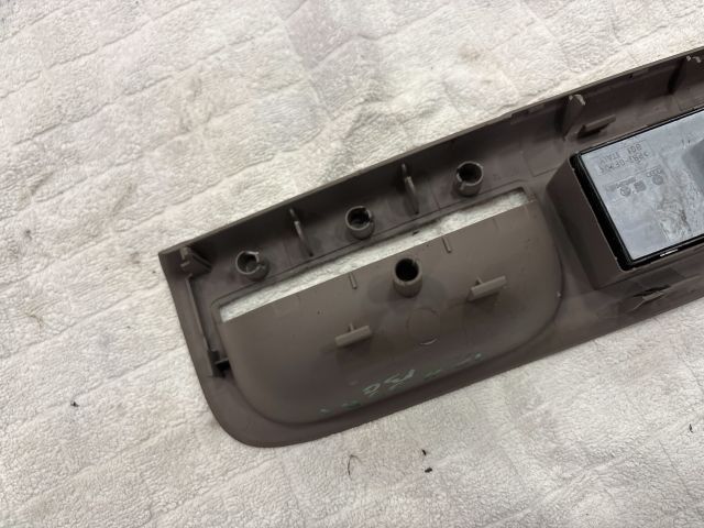 bontott VW PASSAT B6 Bal első Ajtóbehúzó