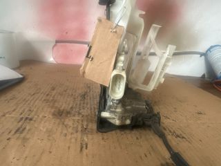 bontott VW PASSAT B6 Bal első Ajtózár