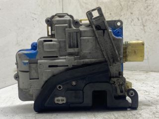 bontott VW PASSAT B6 Bal első Ajtózár