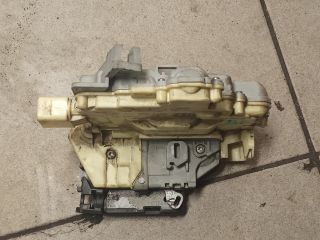 bontott VW PASSAT B6 Bal első Ajtózár