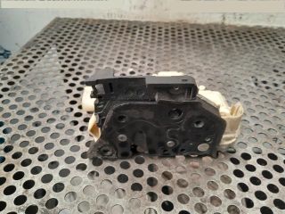 bontott VW PASSAT B6 Bal első Ajtózár