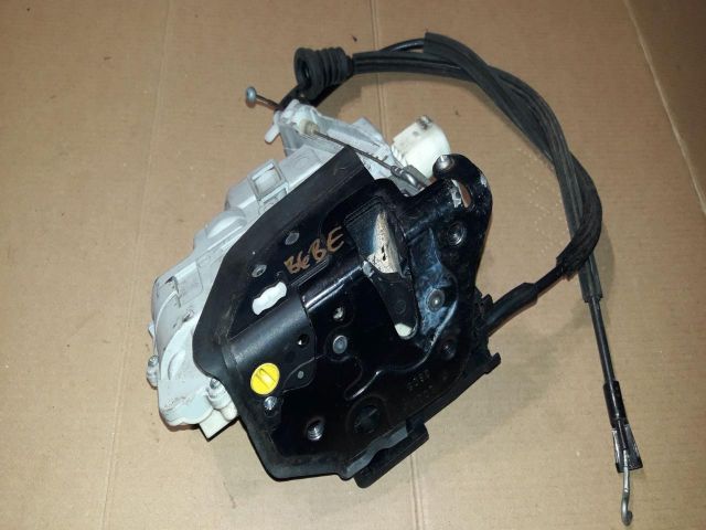 bontott VW PASSAT B6 Bal első Ajtózár