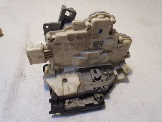 bontott VW PASSAT B6 Bal első Ajtózár