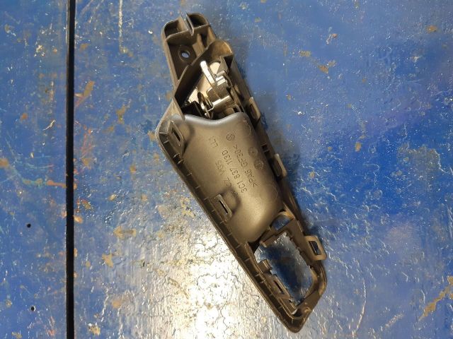 bontott VW PASSAT B6 Bal első Belső Kilincs