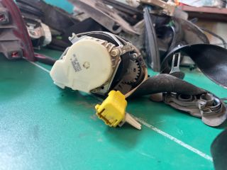 bontott VW PASSAT B6 Bal első Biztonsági Öv