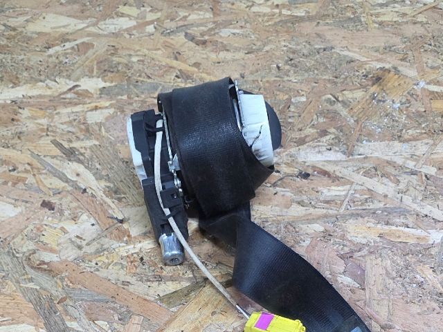 bontott VW PASSAT B6 Bal első Biztonsági Öv