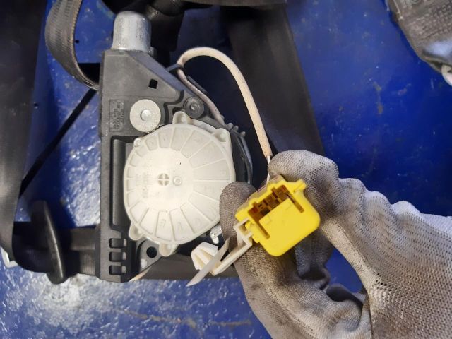 bontott VW PASSAT B6 Bal első Biztonsági Öv