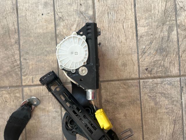 bontott VW PASSAT B6 Bal első Biztonsági Öv