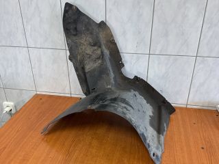 bontott VW PASSAT B6 Bal első Dobbetét (Kerékjárati, Műanyag)