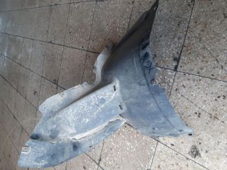 bontott VW PASSAT B6 Bal első Dobbetét (Kerékjárati, Műanyag)