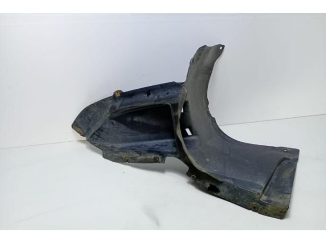 bontott VW PASSAT B6 Bal első Dobbetét (Kerékjárati, Műanyag)