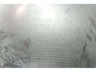 bontott VW PASSAT B6 Bal első Dobbetét (Kerékjárati, Műanyag)