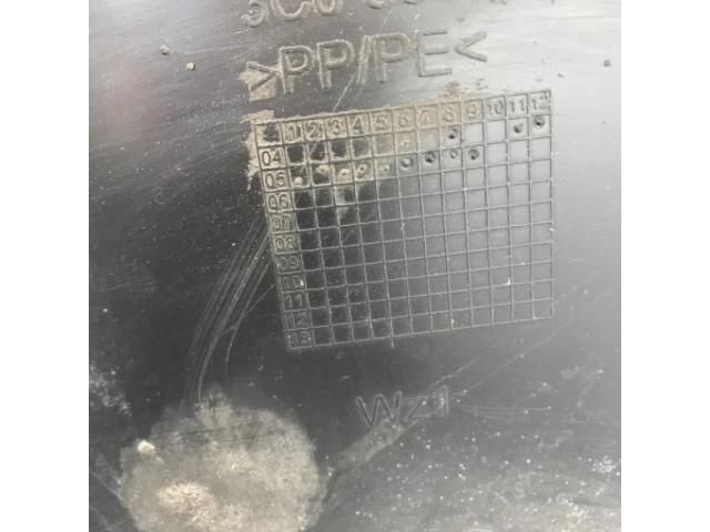 bontott VW PASSAT B6 Bal első Dobbetét (Kerékjárati, Műanyag)