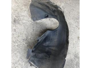 bontott VW PASSAT B6 Bal első Dobbetét (Kerékjárati, Műanyag)