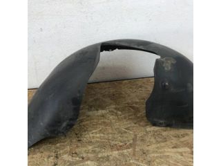 bontott VW PASSAT B6 Bal első Dobbetét (Kerékjárati, Műanyag)