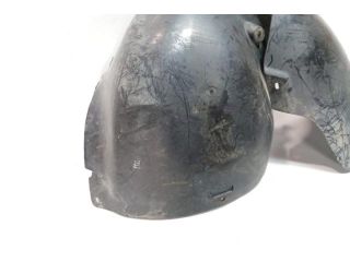 bontott VW PASSAT B6 Bal első Dobbetét (Kerékjárati, Műanyag)