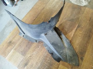 bontott VW PASSAT B6 Bal első Első Dobbetét (Kerékjárati, Műanyag)