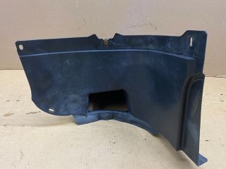 bontott VW PASSAT B6 Bal első Első Dobbetét (Kerékjárati, Műanyag)