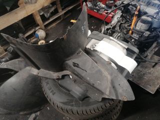 bontott VW PASSAT B6 Bal első Első Dobbetét (Kerékjárati, Műanyag)