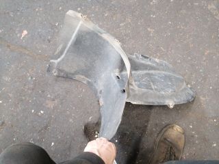 bontott VW PASSAT B6 Bal első Első Dobbetét (Kerékjárati, Műanyag)