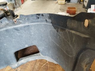 bontott VW PASSAT B6 Bal első Első Dobbetét (Kerékjárati, Műanyag)