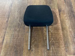 bontott VW PASSAT B6 Bal első Fejtámla