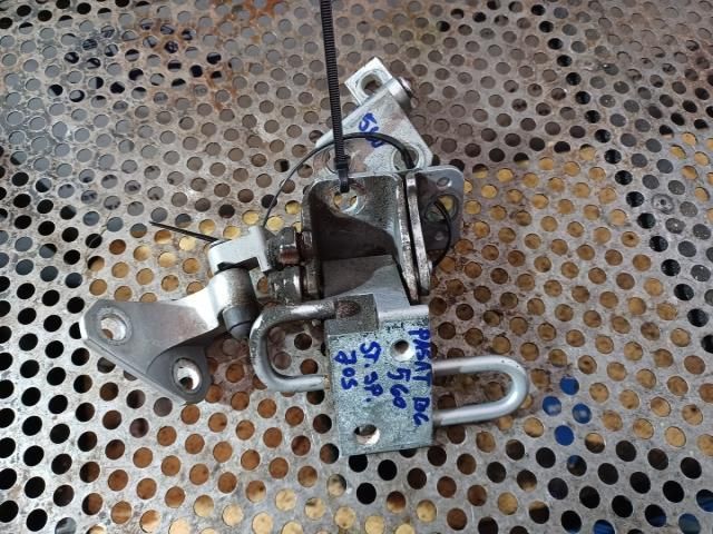 bontott VW PASSAT B6 Bal első Felső Zsanér