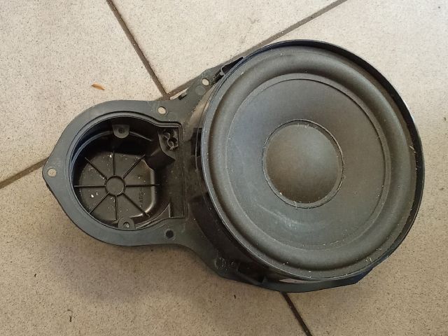 bontott VW PASSAT B6 Bal első Hangszóró