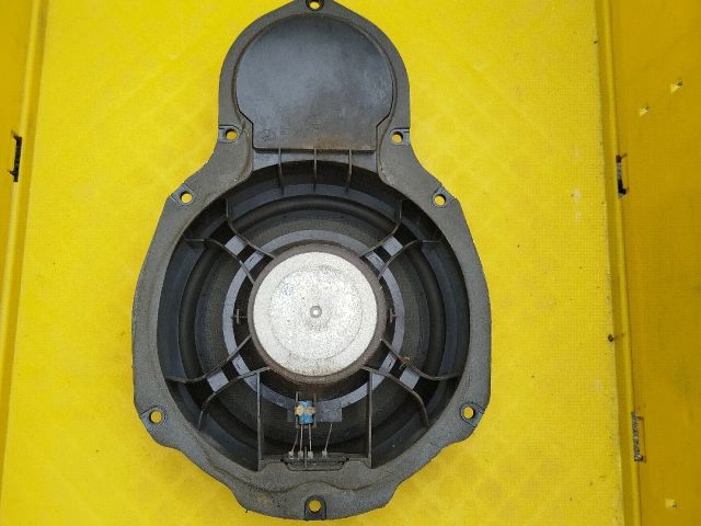 bontott VW PASSAT B6 Bal első Hangszóró
