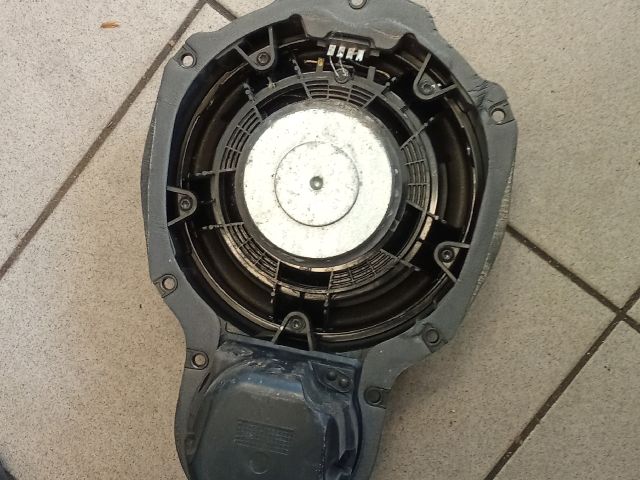 bontott VW PASSAT B6 Bal első Hangszóró