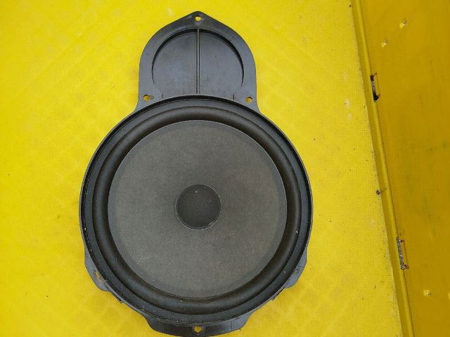 bontott VW PASSAT B6 Bal első Hangszóró
