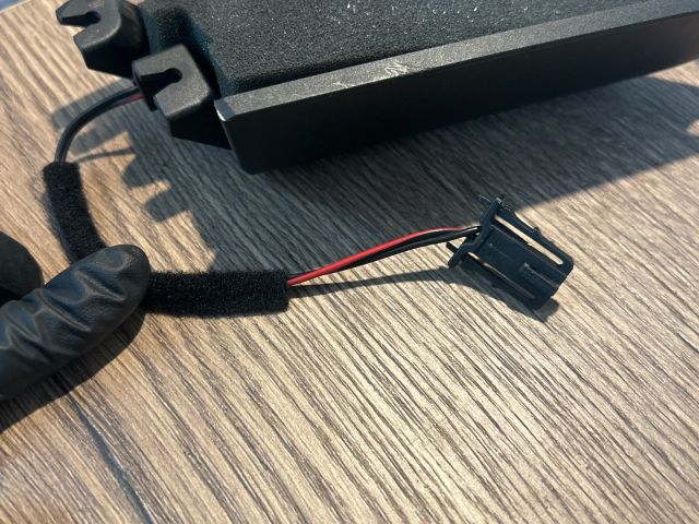 bontott VW PASSAT B6 Bal első Hangszóró