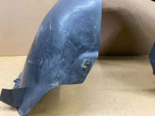 bontott VW PASSAT B6 Bal első Hátsó Dobbetét (Kerékjárati, Műanyag)